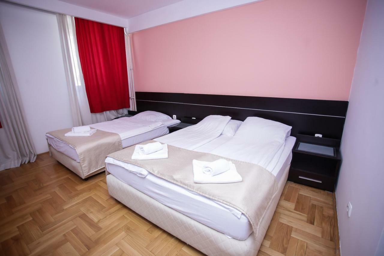 Hotel Beograd - Yu Lukavica Eksteriør billede